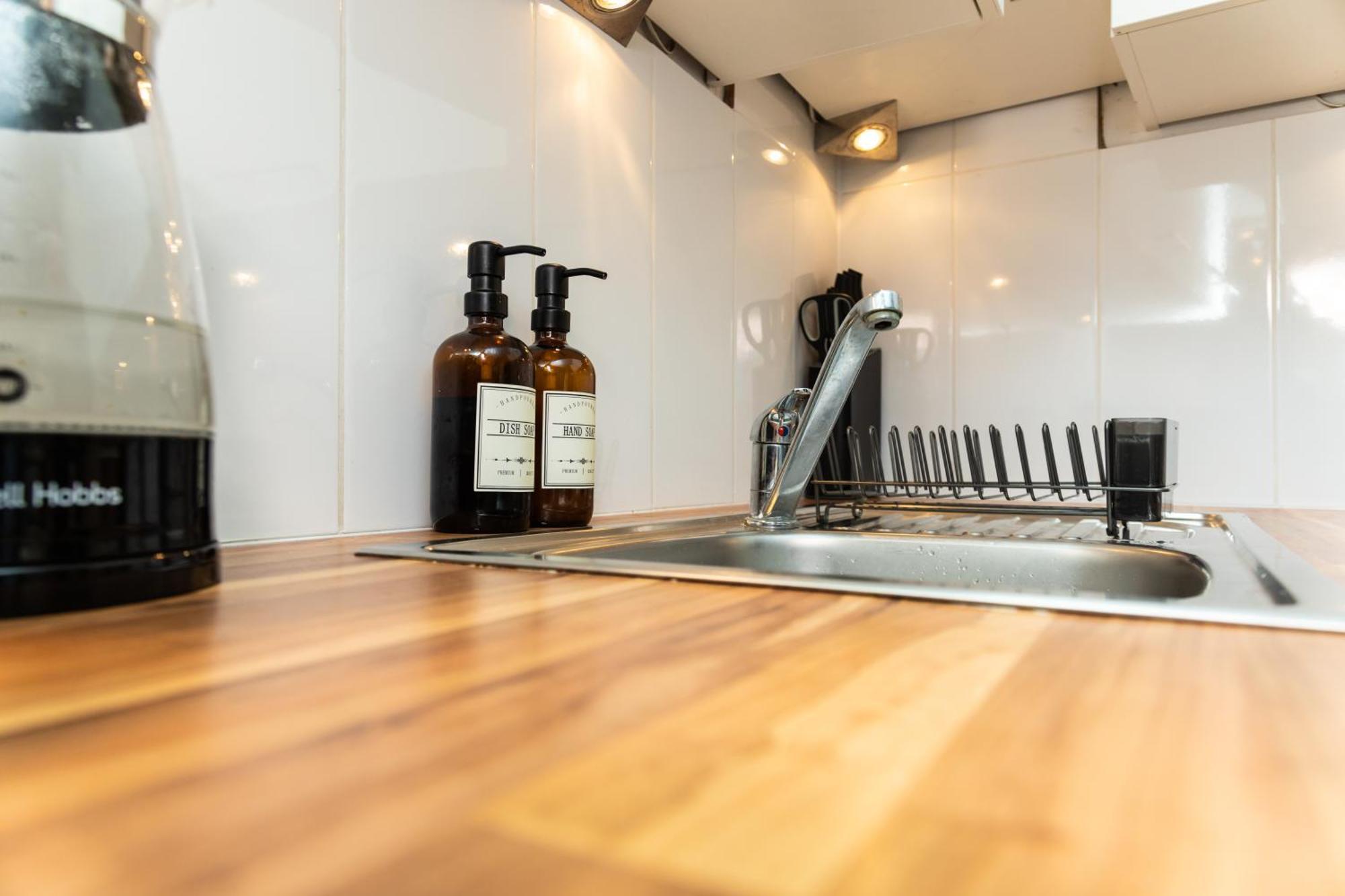 City Top Location, Quiet And Cozy Ideal To Relax Or Work Wien